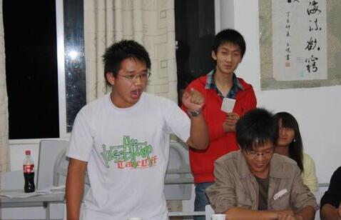 业余时间兼职做晚托班能赚钱吗？